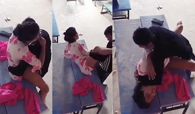 Sexy College Girl Sex With Her BF On Bench Xxx Videos